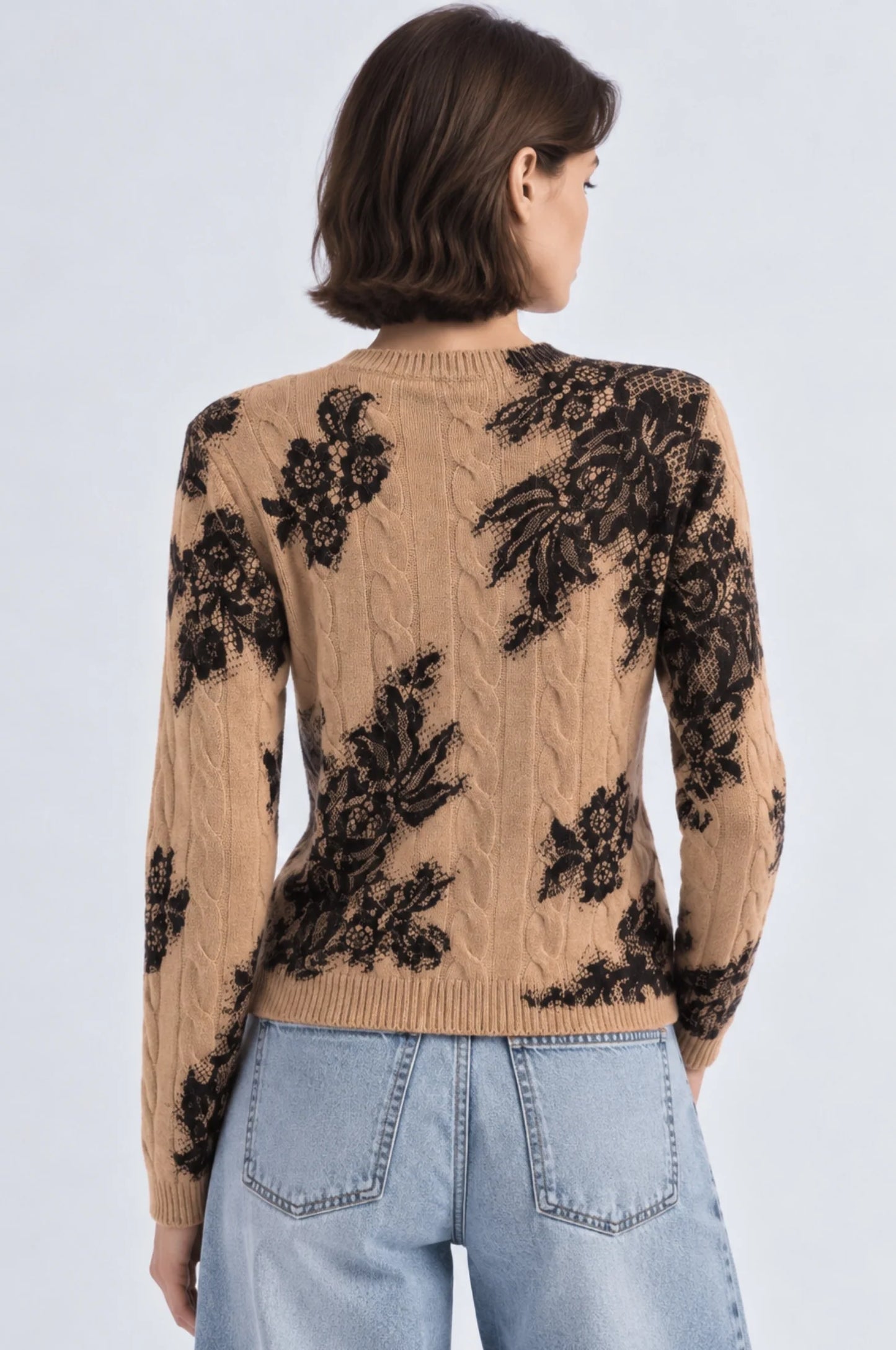 CASHMERE PRINTED LACE CABEL CREW NECK