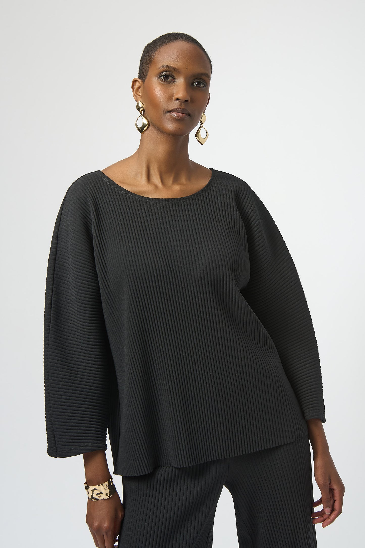 Ribbed Pleated Boxy Top